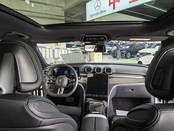 Mercedes-Benz C-Class 2022