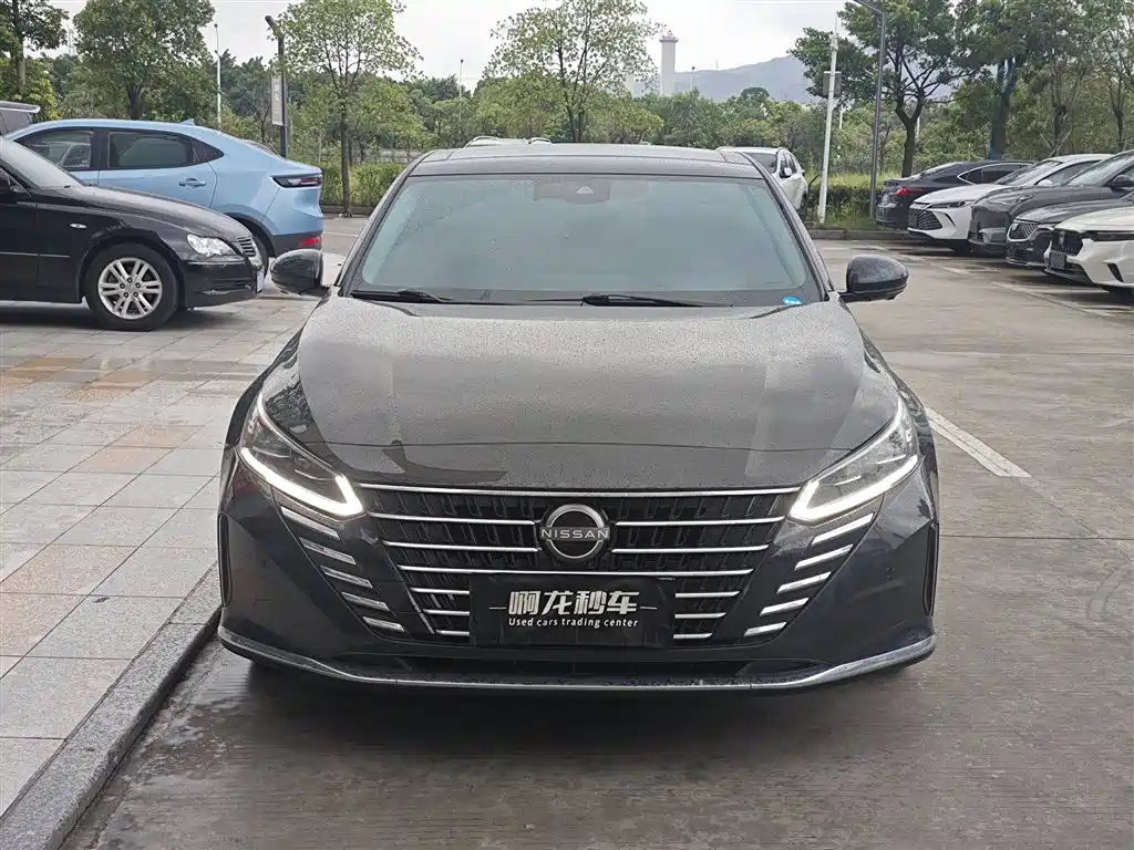 Nissan Teana 2023