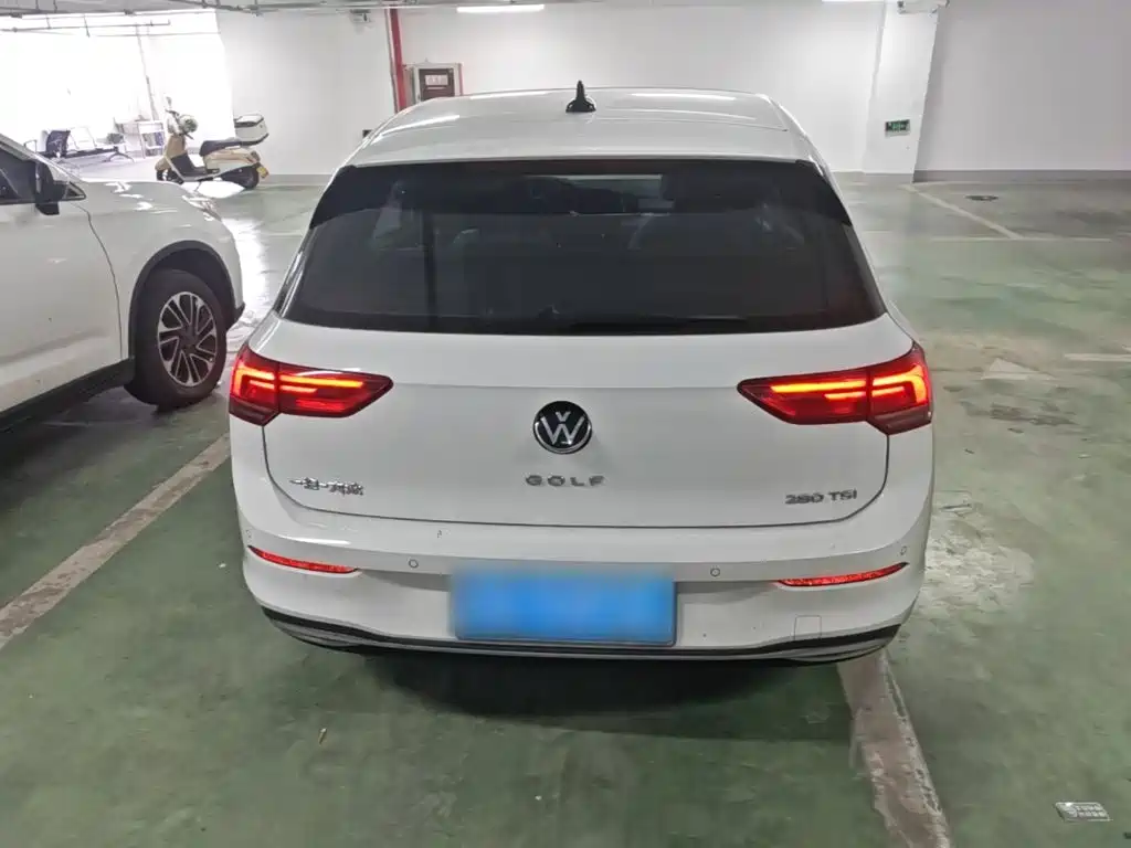 Volkswagen Golf 2022