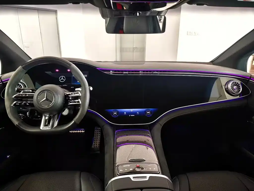 Mercedes-Benz EQE AMG 2024
