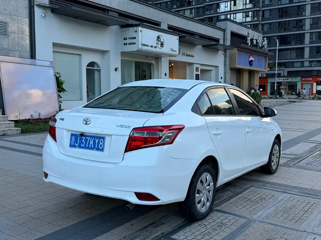 Toyota Vios 2014 — фото 9
