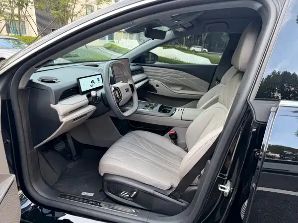 Geely Galaxy Starshine 8 2025