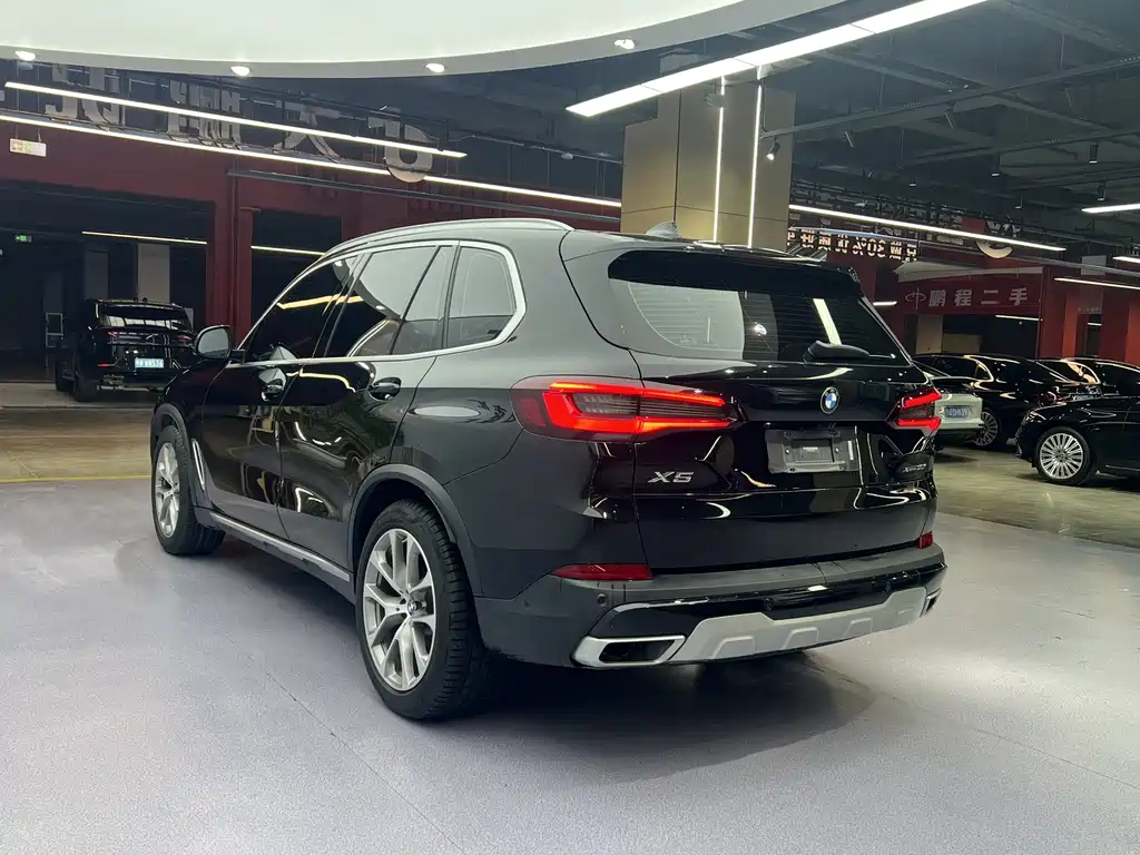 BMW X5 2020 — фото 14