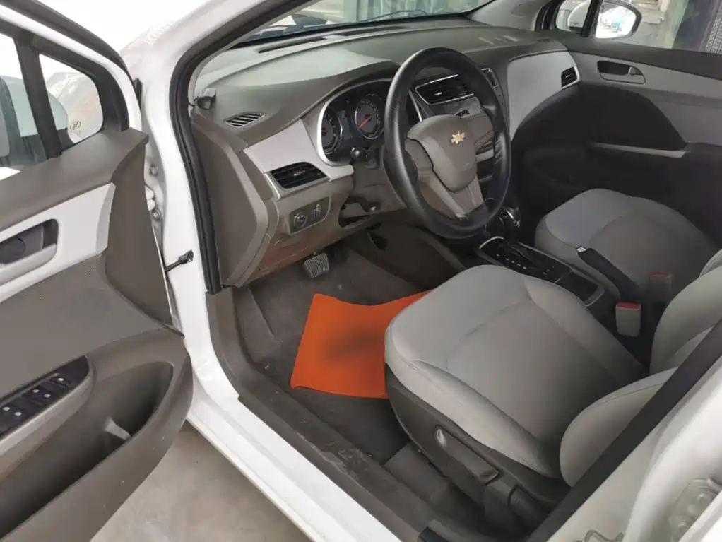 Chevrolet Lefeng RV 2018 — фото 15