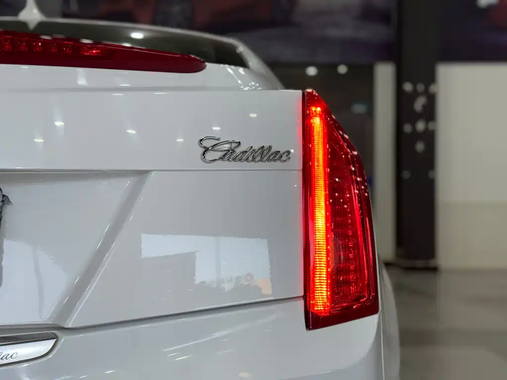 Cadillac ATS-L 2015 — фото 12