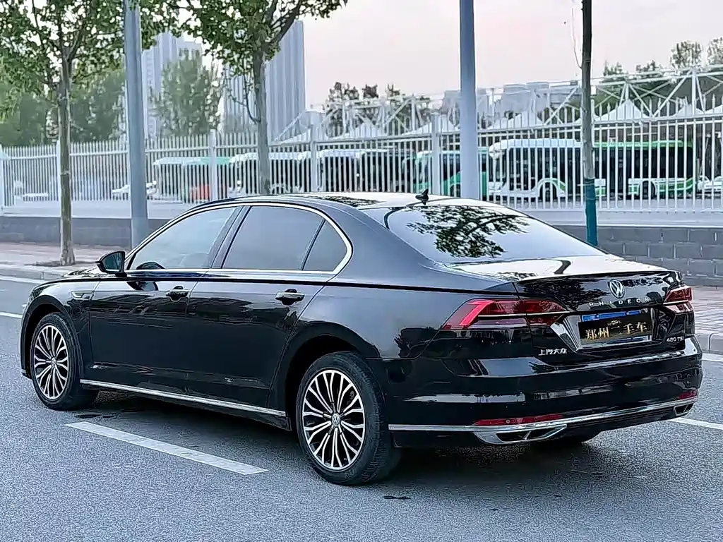 Volkswagen Phideon 2020 — фото 15