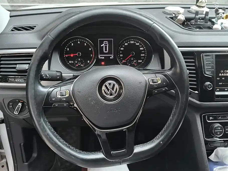 Volkswagen Teramont 2018 — фото 15