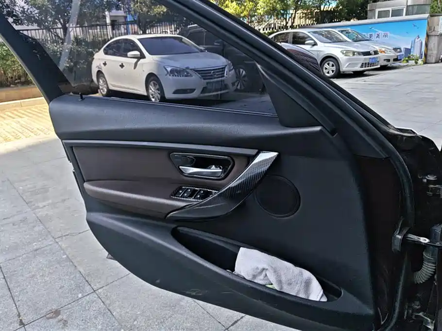 BMW 3 Series 2017