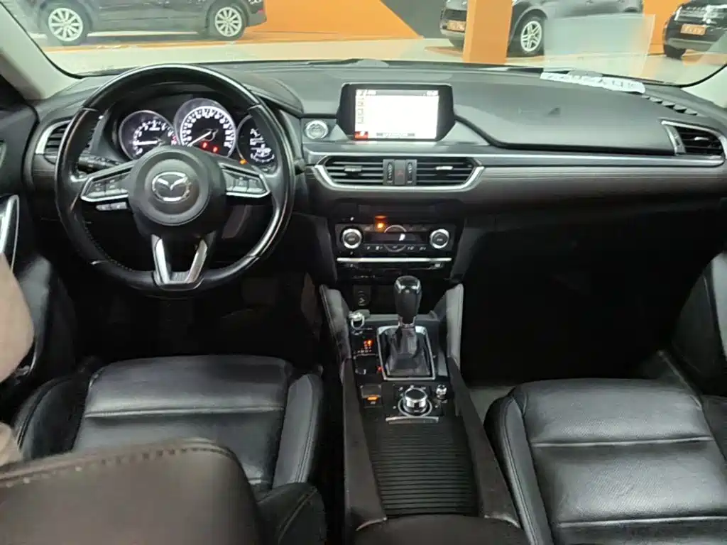Mazda Atenza 2018 — фото 10