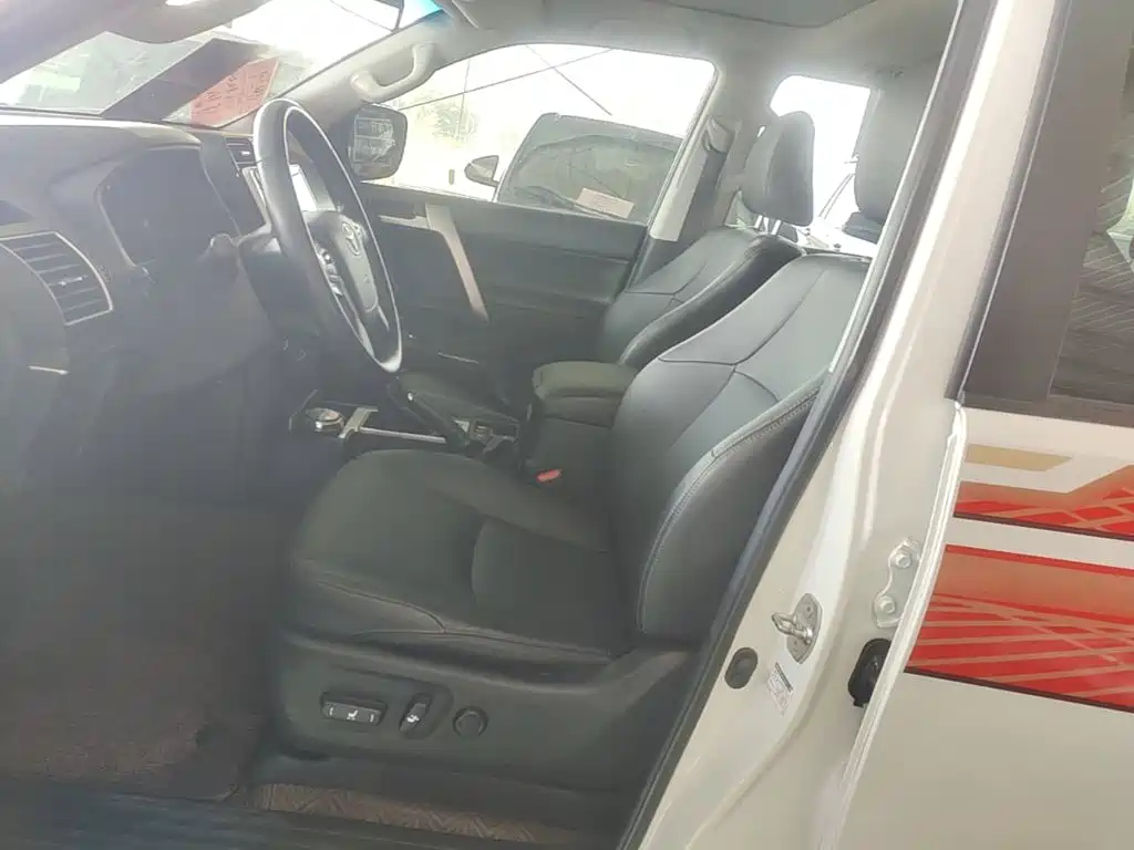 Toyota Prado 2019 — фото 15
