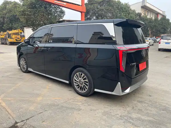GAC Trumpchi M8 2025