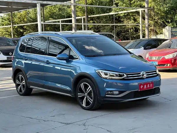 Volkswagen Touran 2021