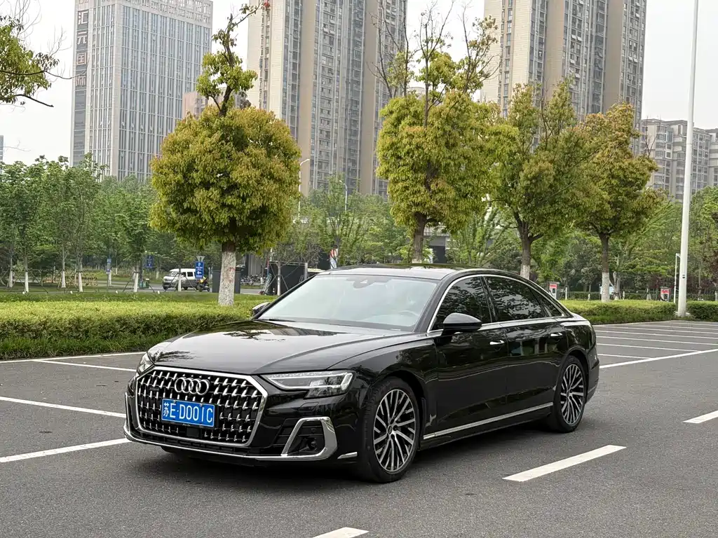 Audi A8 2023