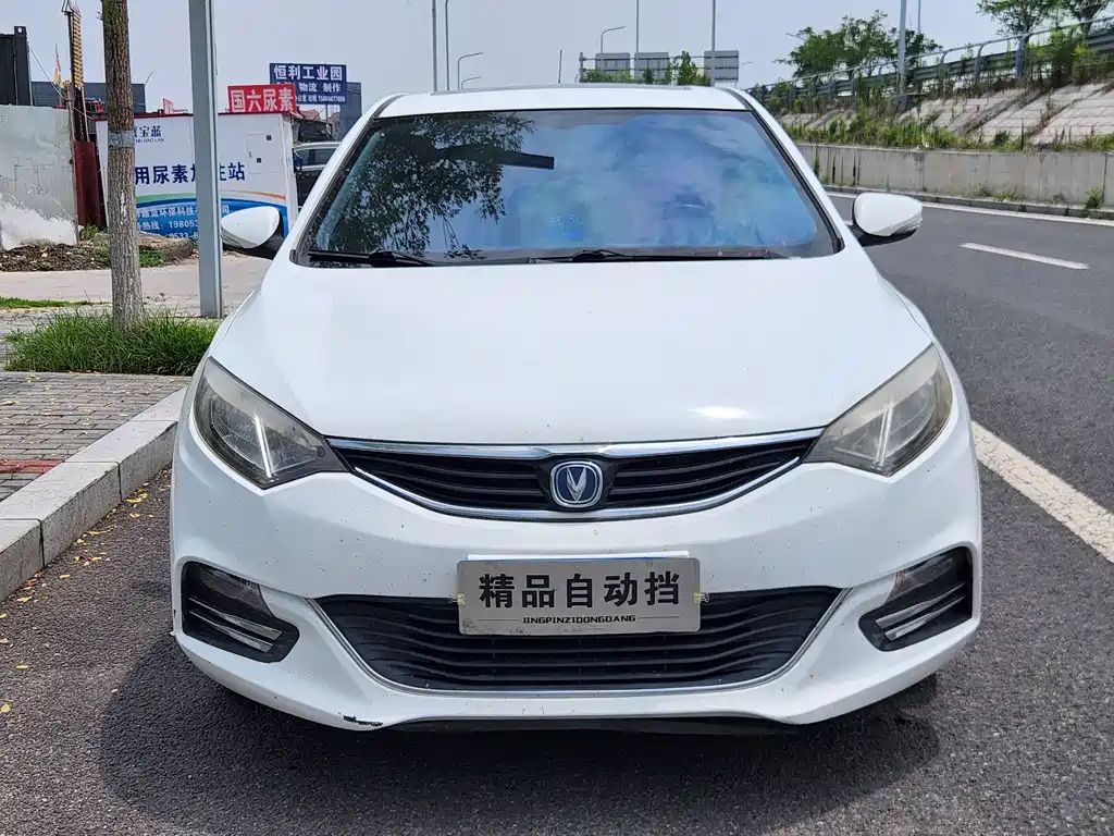 Changan Eado XT 2016 — фото 1