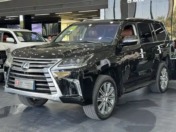 Lexus LX 2016