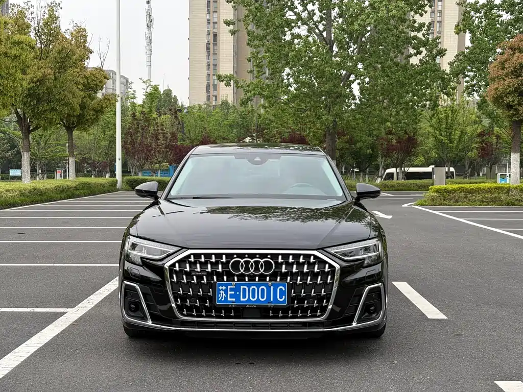 Audi A8 2023