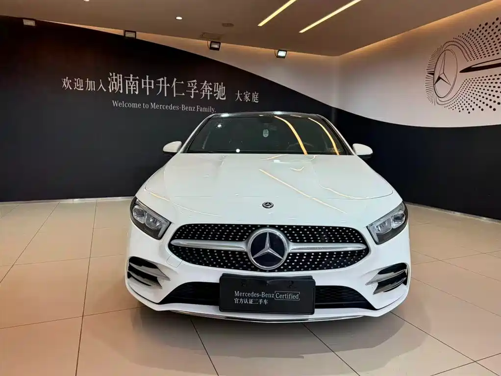 Mercedes-Benz A-Class 2021 — фото 2