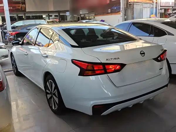 Nissan Teana 2021