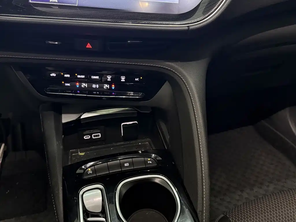 Buick Envision S 2021 — фото 10