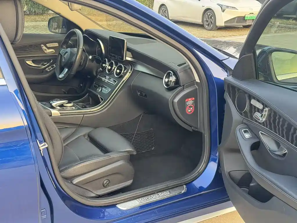 Mercedes-Benz C-Class 2015 — фото 14