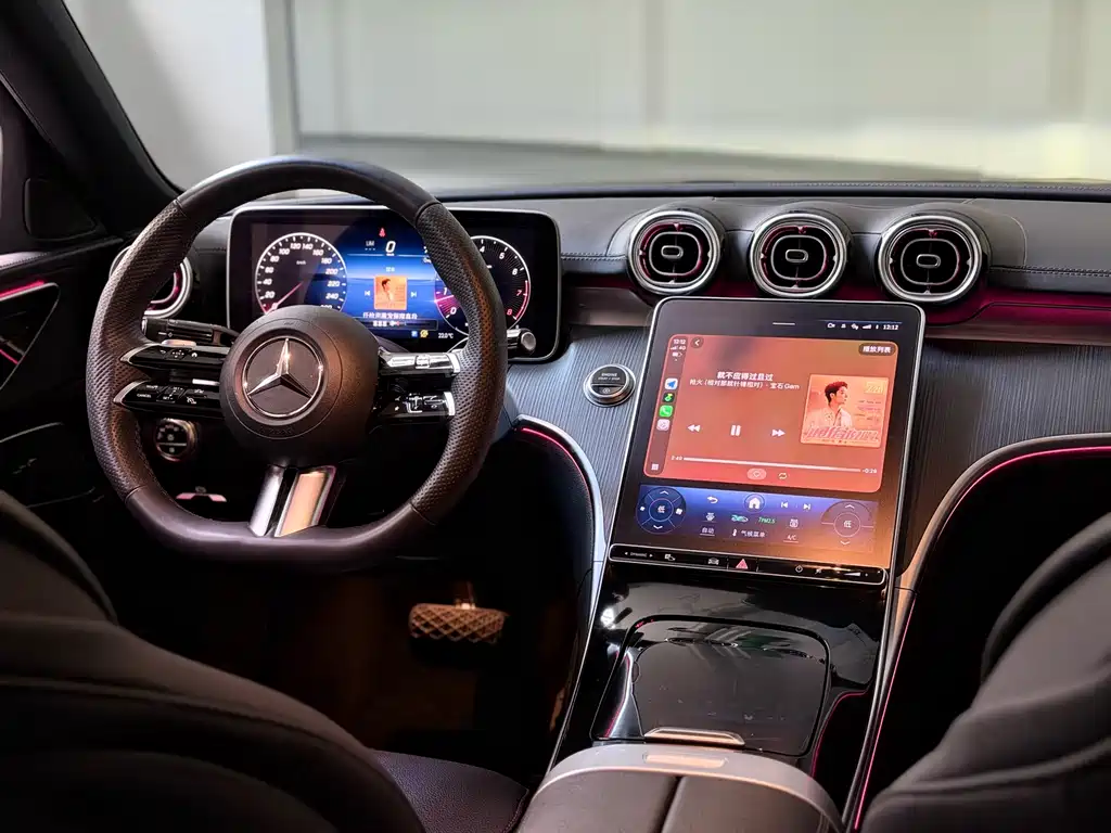 Mercedes-Benz C-Class 2023 — фото 16