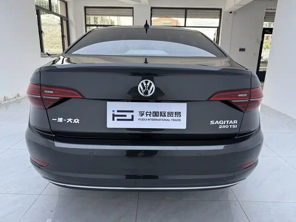 Volkswagen Sagitar 2022