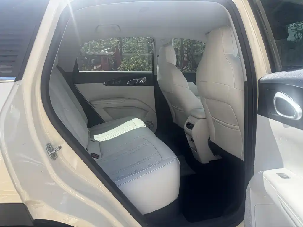 Geely Galaxy Starwish 2024
