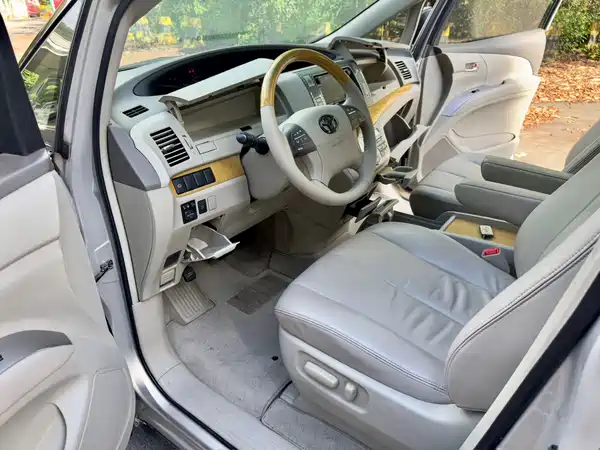 Toyota Previa 2008