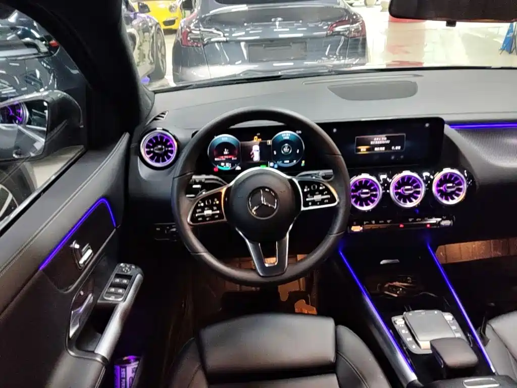 Mercedes-Benz EQA 2022