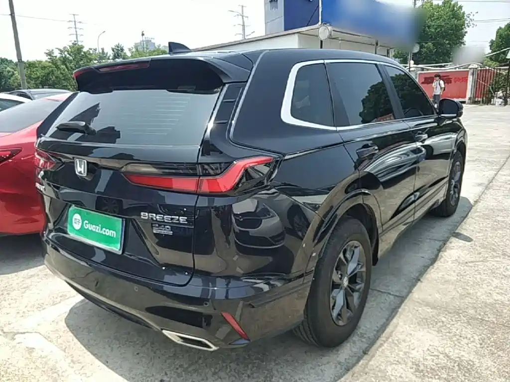 Honda Breeze 2025