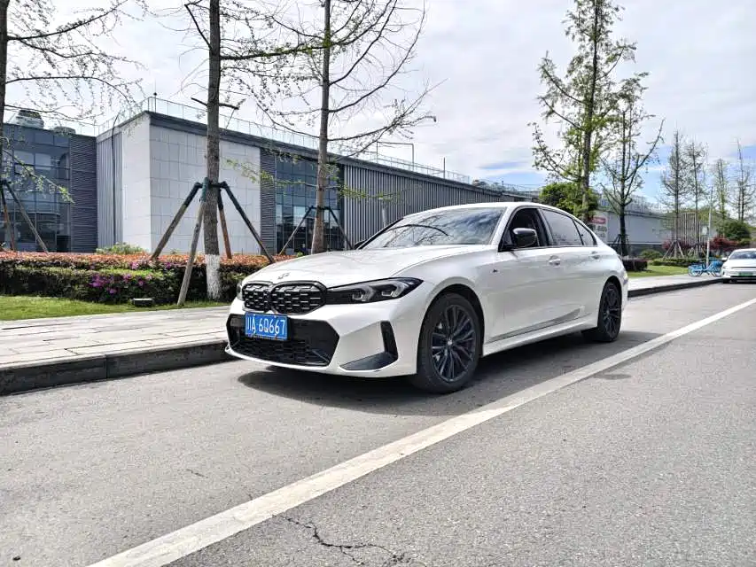 BMW 3 Series 2024