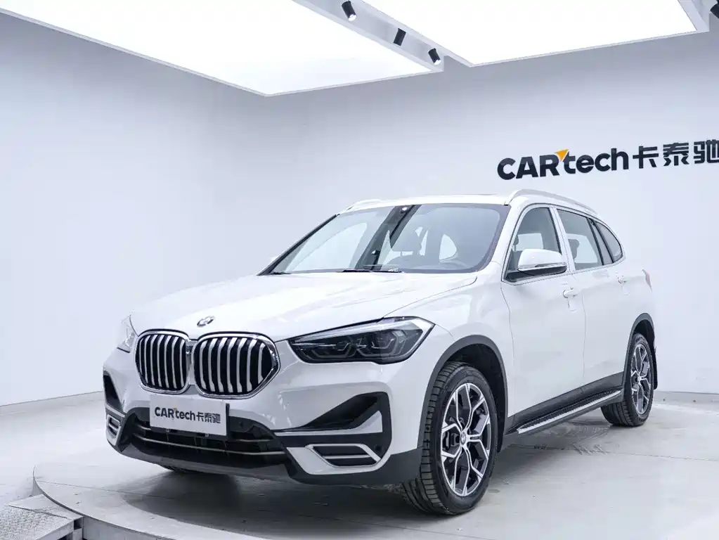 BMW X1 2022 — фото 7