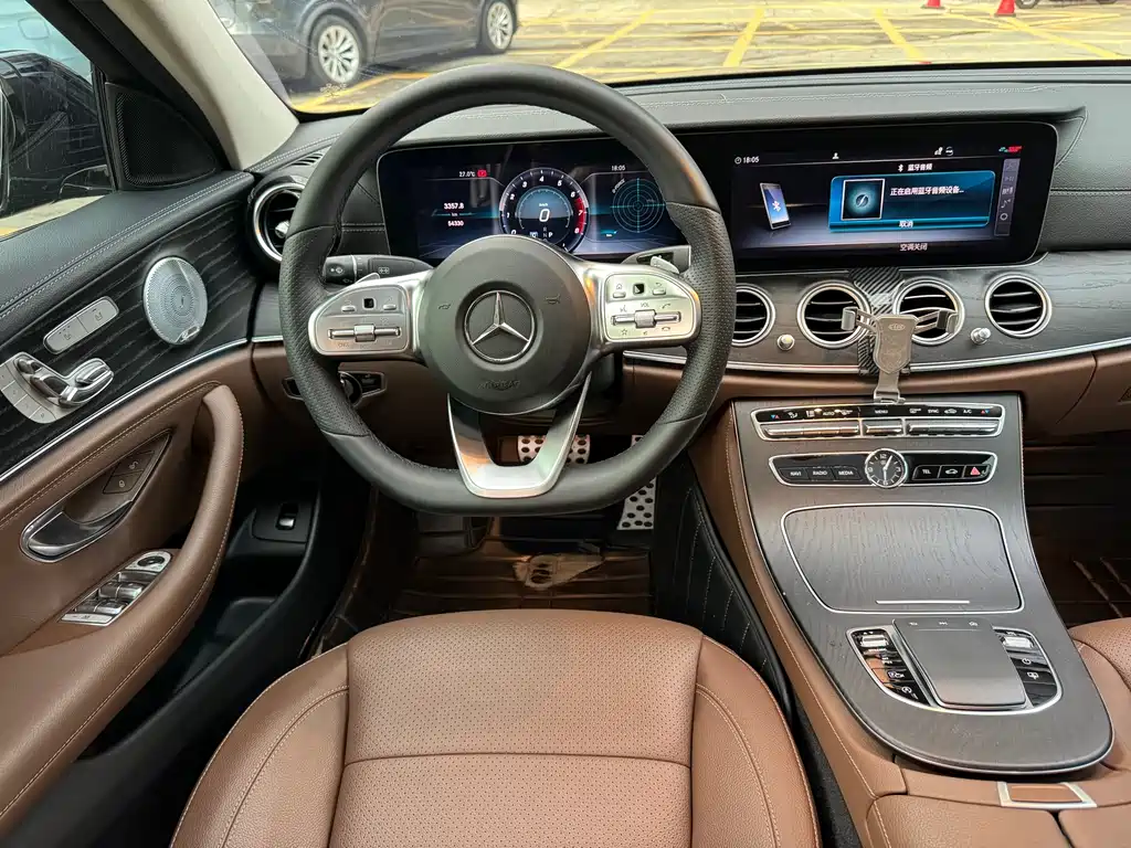 Mercedes-Benz E-Class 2020 — фото 12
