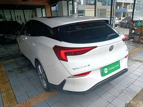 Buick Velite 6 2021