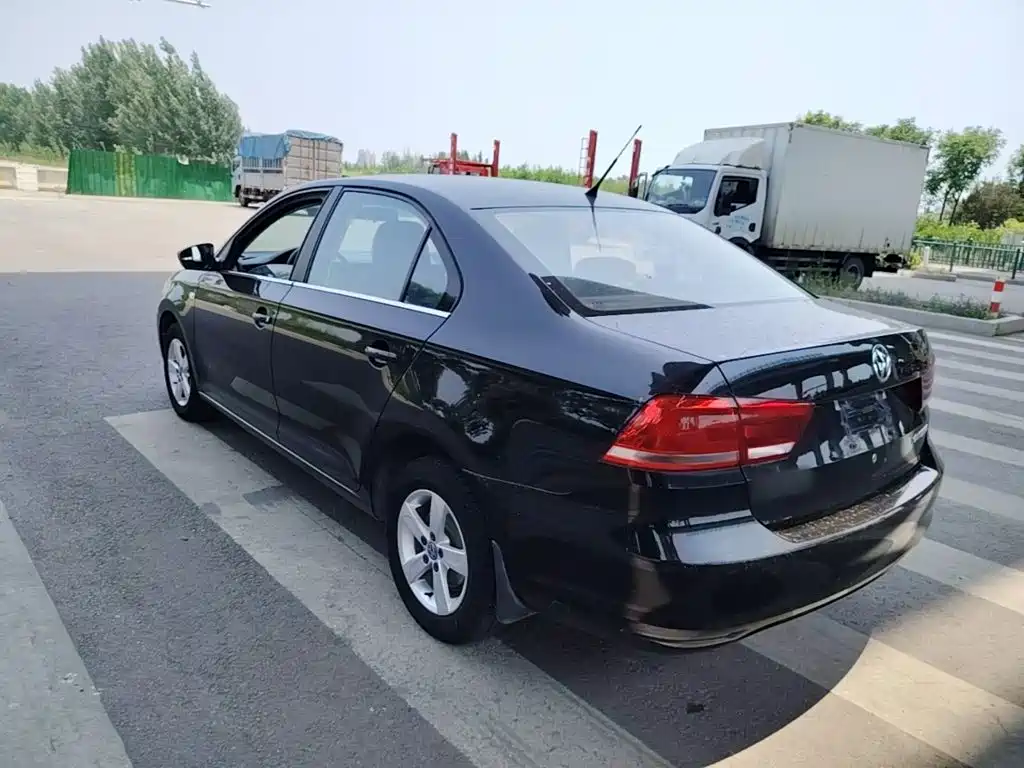 Volkswagen Santana 2015