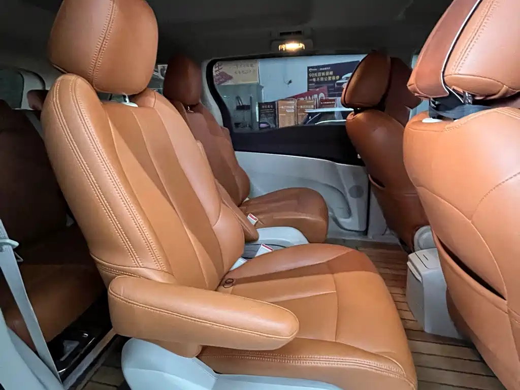Buick GL8 2023