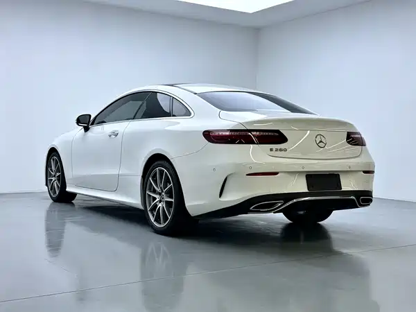 Mercedes-Benz E-Class 2023