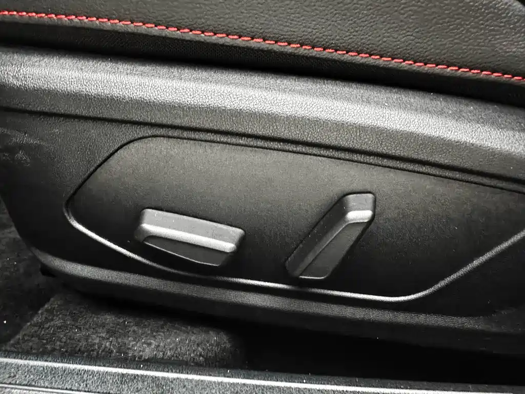 Hyundai Elantra 2022 — фото 12