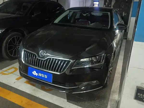 Skoda Superb 2016