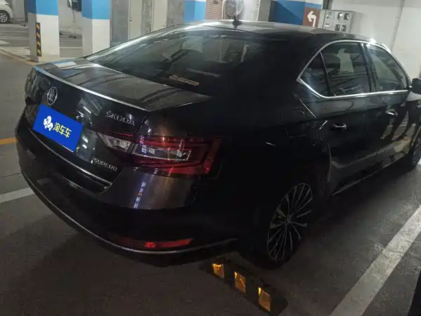 Skoda Superb 2016