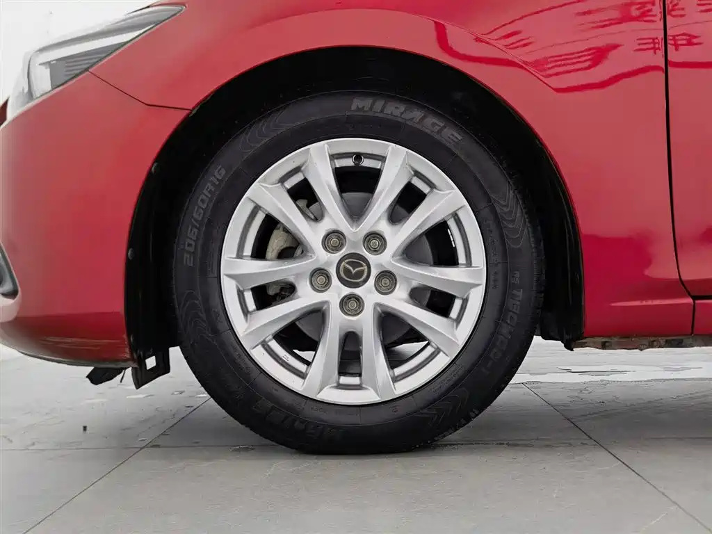Mazda 3 Axela 2019 — фото 17