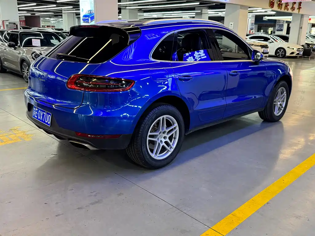 Porsche Macan 2017 — фото 6