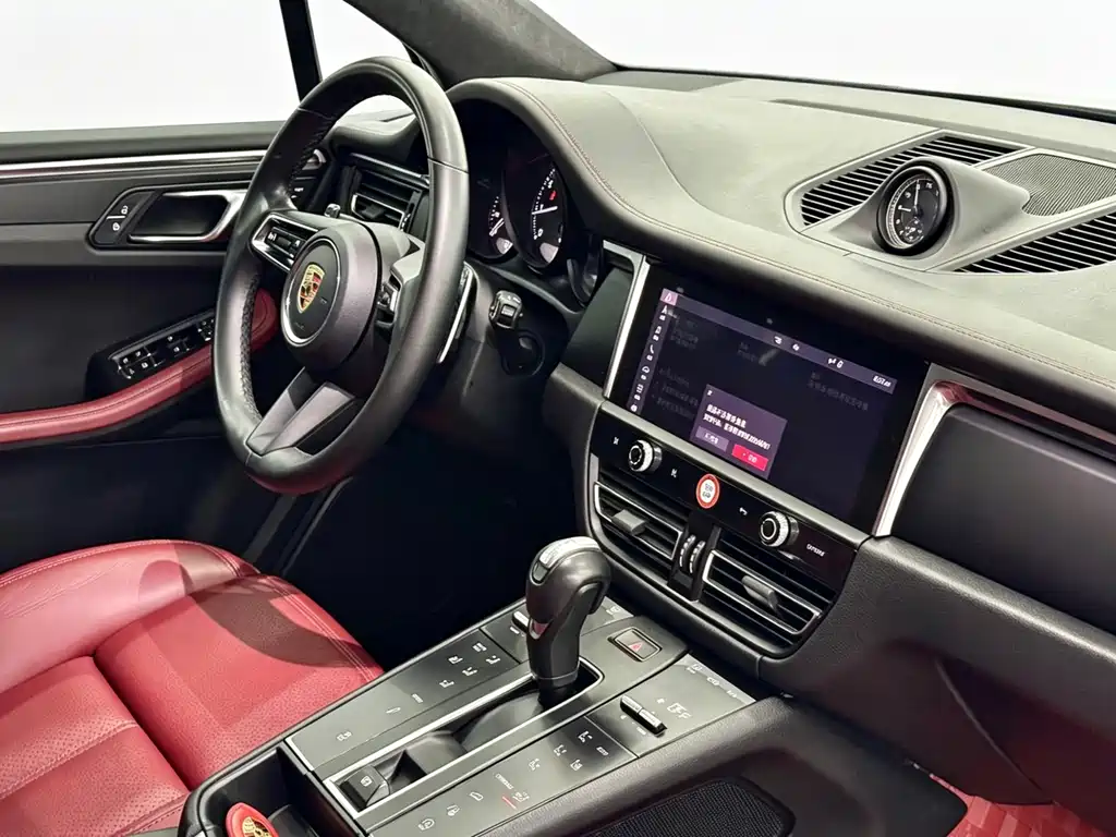 Porsche Macan 2023 — фото 16