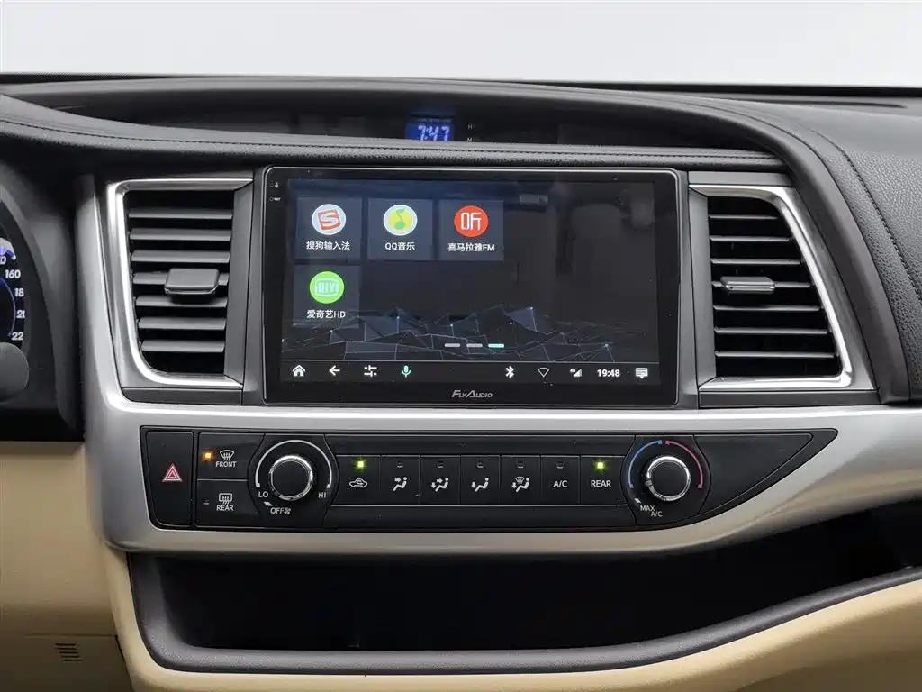 Toyota Highlander 2019 — фото 12