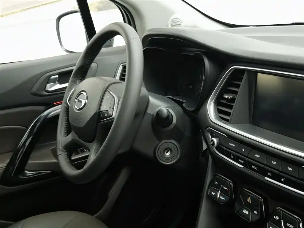 GAC Motor Trumpchi GS4 2016 — фото 22
