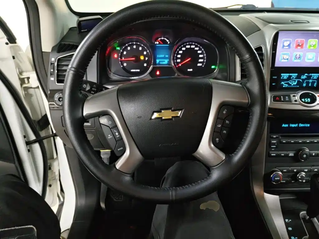 Chevrolet Captiva 2017 — фото 11
