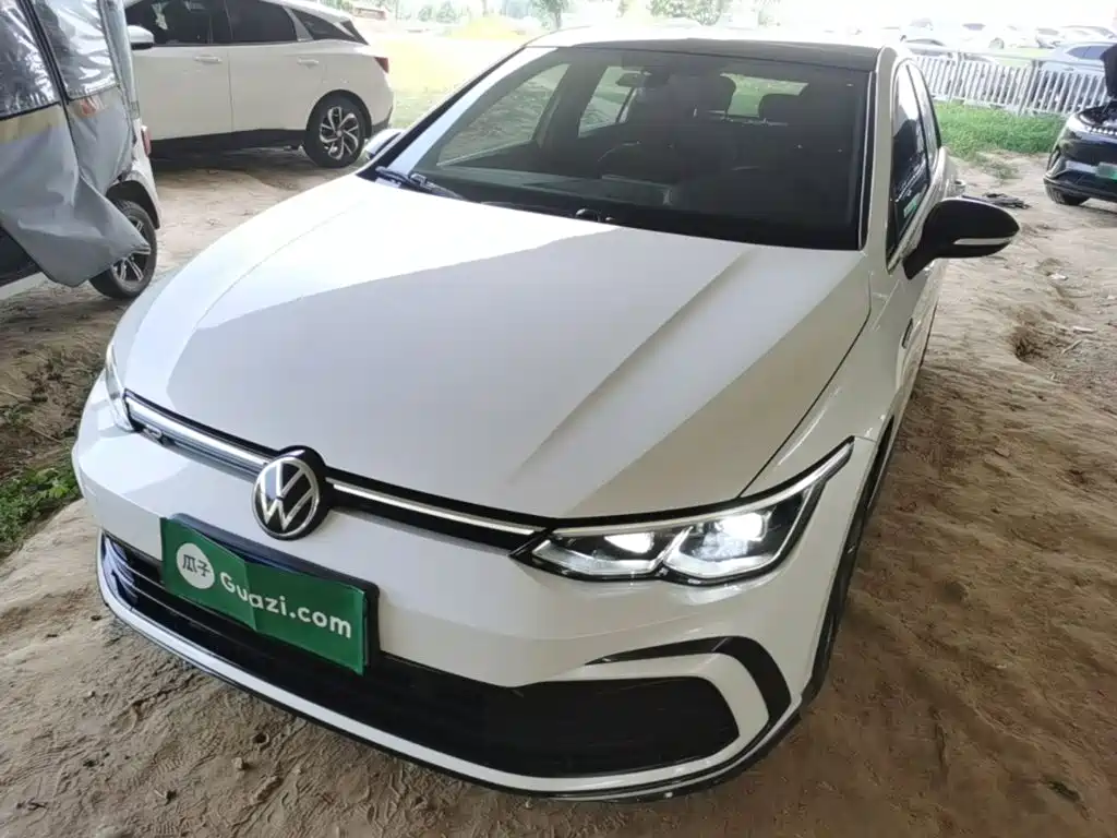 Volkswagen Golf 2023