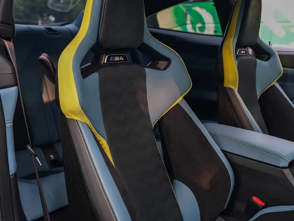 BMW M4 2023 — фото 13