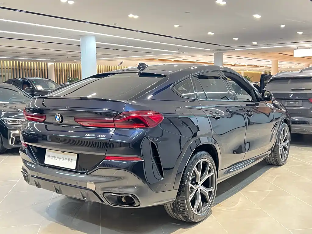 BMW X6 2023 — фото 19
