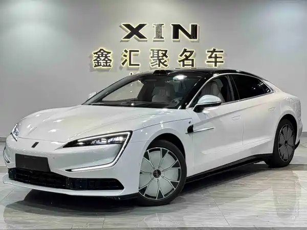Yangwang U7 2025